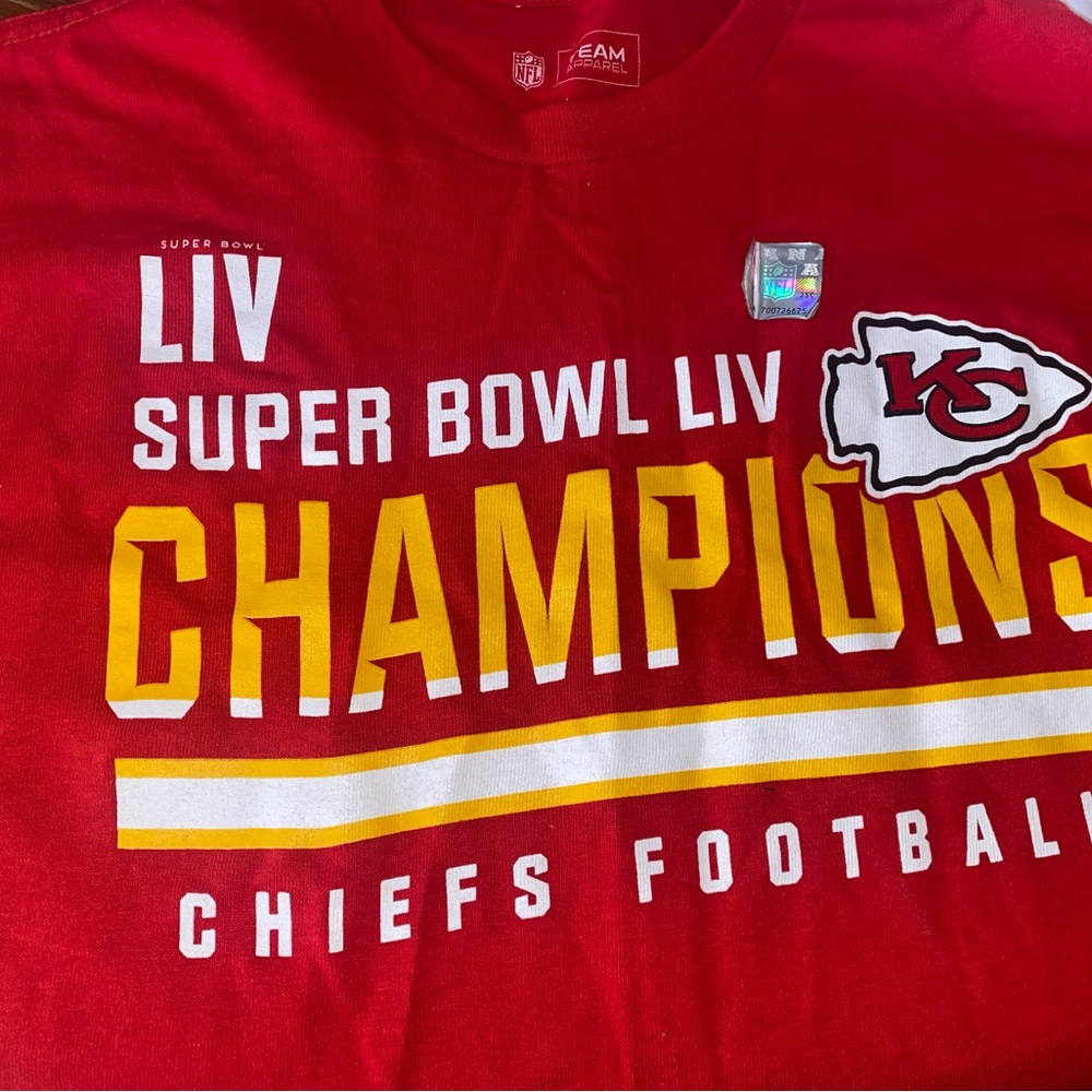 KC Chiefs shirt